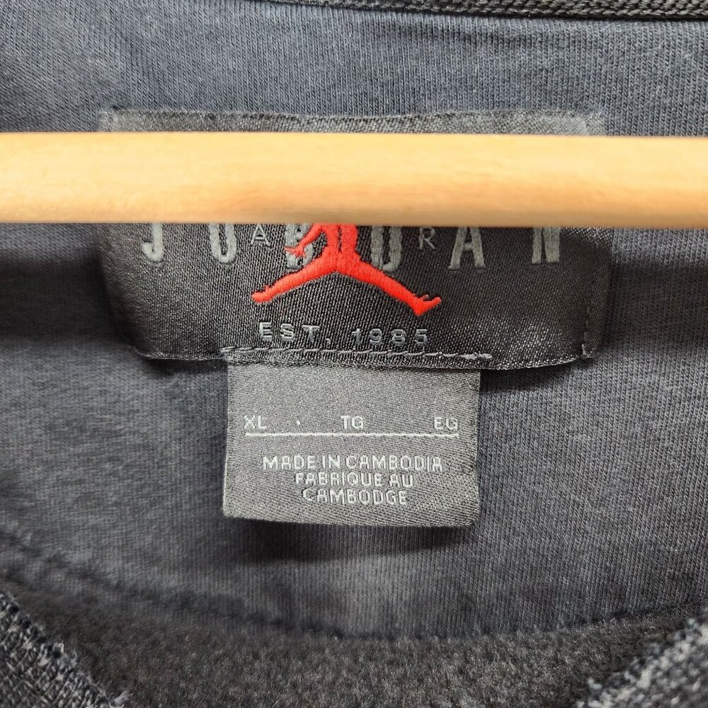 Jordan Brand‎ Crewneck Sweatshirt Mens XL Black Graphic Pullover DC9615-010 - Picture 6 of 10